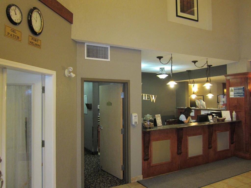 Lakeview Inns & Suites - Fort Nelson Exteriér fotografie